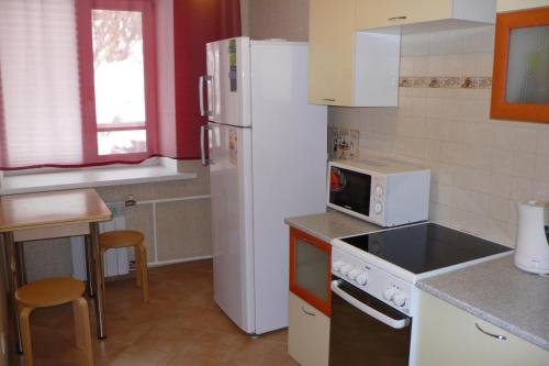 Томск: Apartment on Uchebnaya 7/1