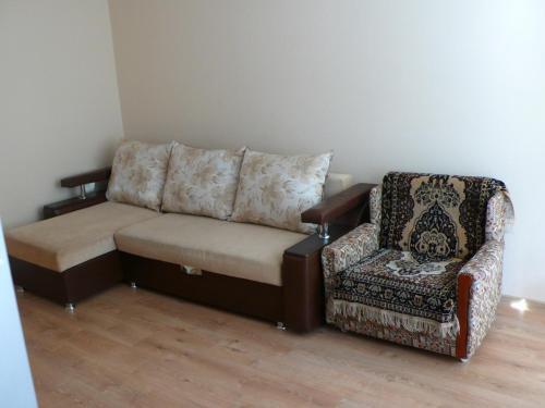 Томск: Apartment on Uchebnaya 7/1