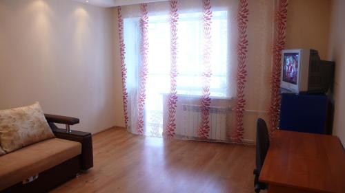 Томск: Apartment on Uchebnaya 7/1