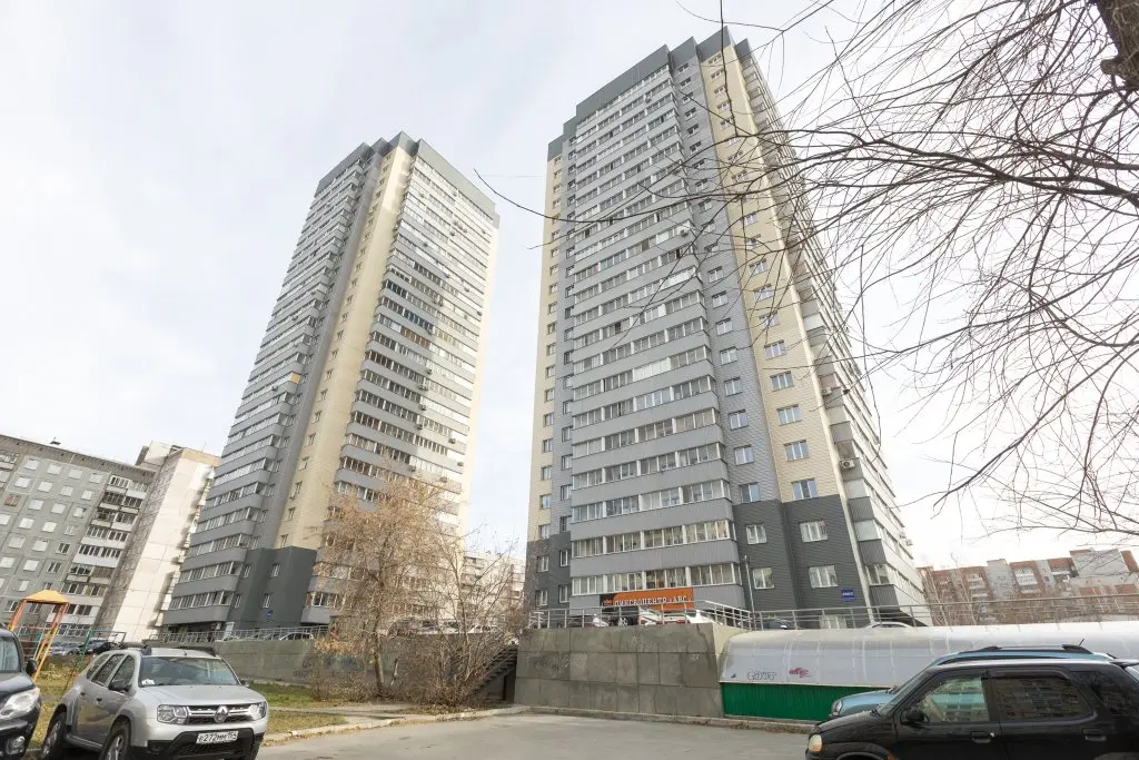 Новосибирск: Апартаменты Бориса Богаткова 208/2