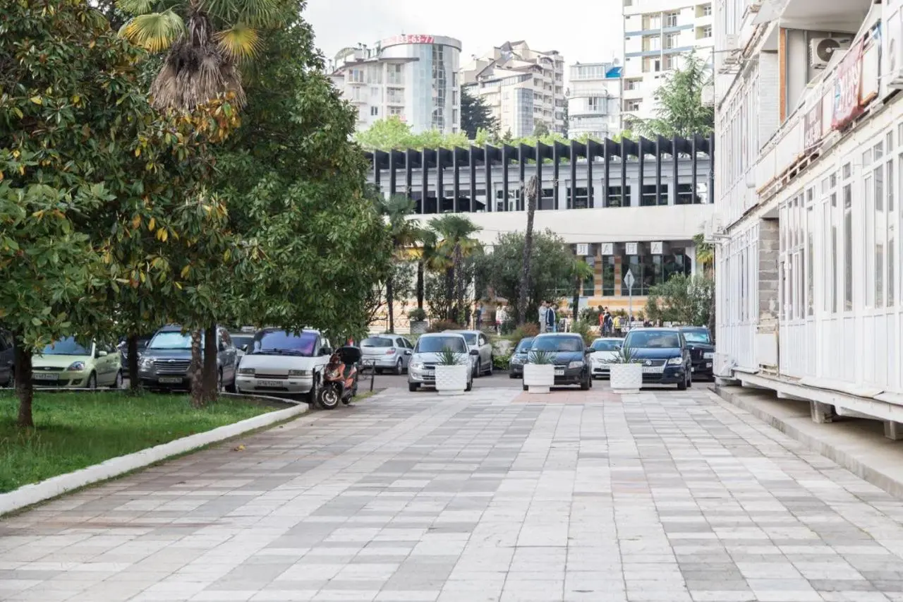 Сочи: Apartments ZHK Svetlana