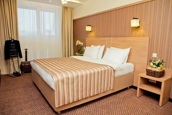 Новосибирск: Comfort Inn Hotel Novosibirsk
