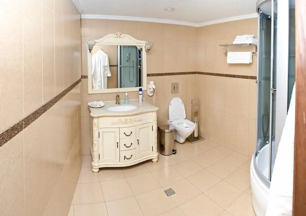 Новосибирск: Edelweiss Hotel