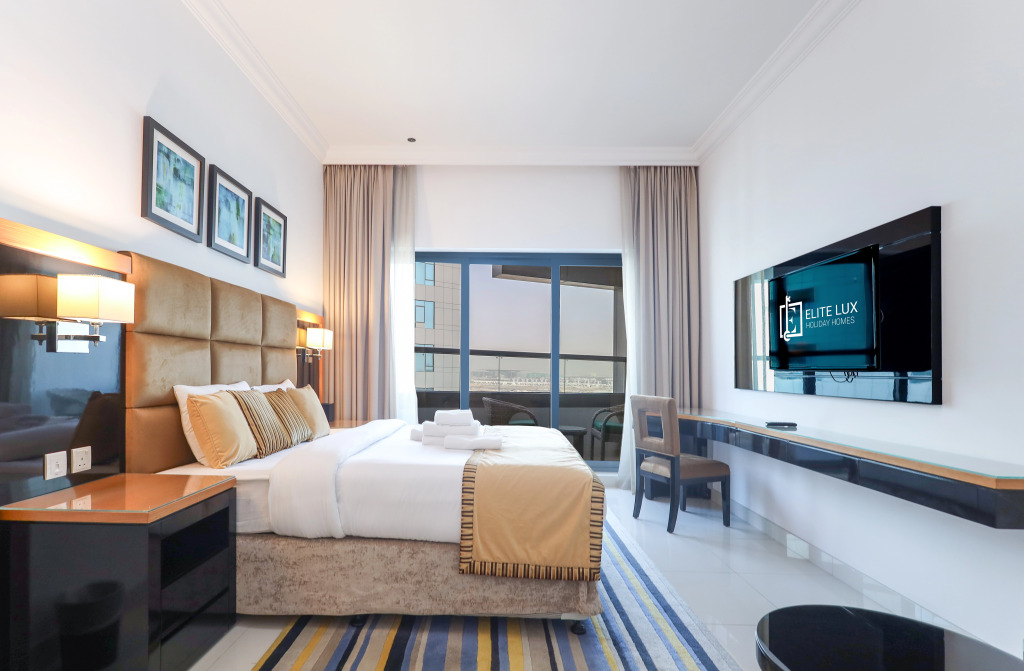 Apartments Elite Lux Holiday Homes - Capital Bay Studio Retreat in Business Bay — фото 1