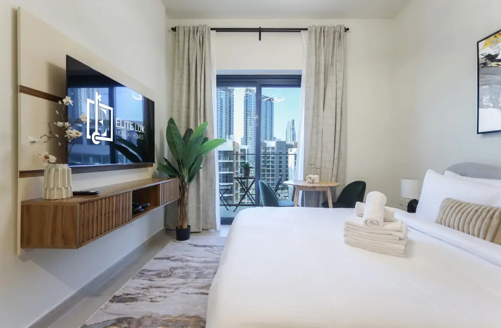 Apartments Elite Lux Holiday Homes - Contemporary Comfort – Studio in Azizi Riviera — фото 1