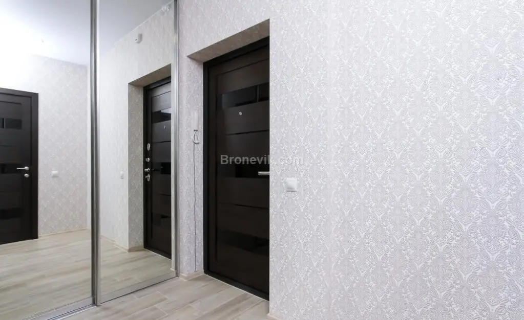 Новосибирск: FlaNsk (ФлаНск) на Зыряновской