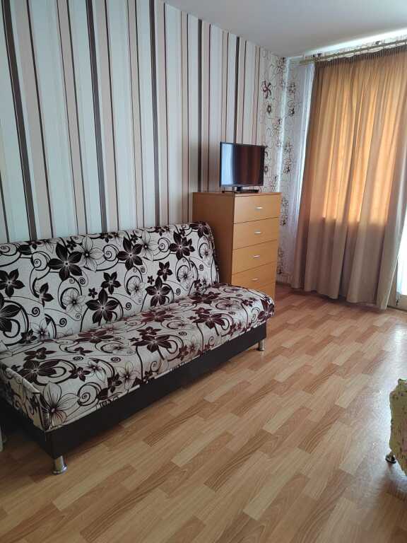 Уфа: Квартира 8 марта 34