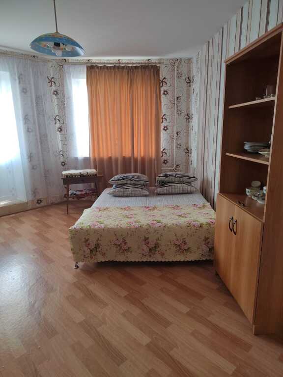 Уфа: Квартира 8 марта 34