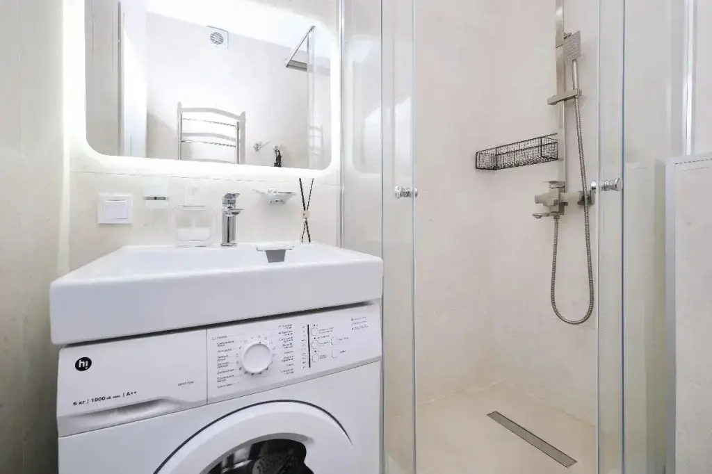 Новосибирск: Room Hotel на улице Фабричная 65/1