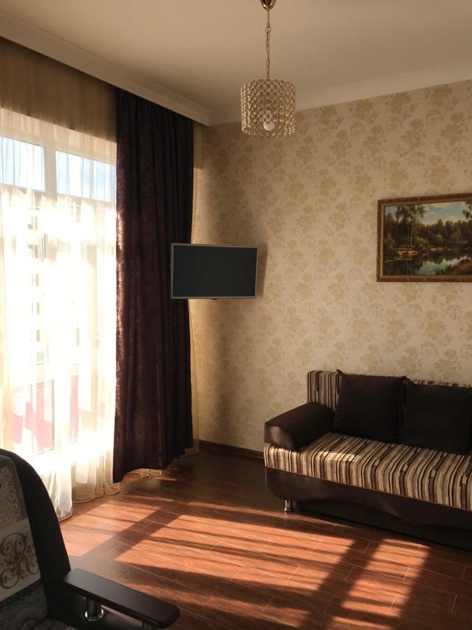 Адлер: Na Prosvescheniya Apartment