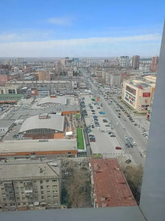 Новосибирск: Гостиный Двор на улице Гоголя