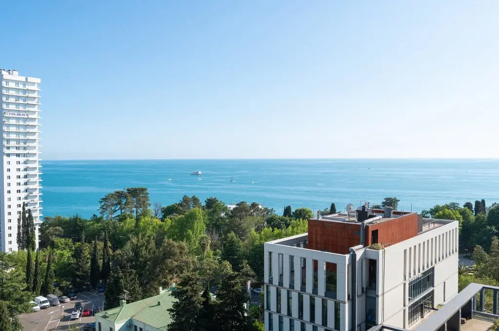Сочи: Апартаменты RED APARTMENTS Светлана Парк Мелани