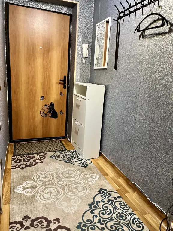 Красноярск: Квартира студия  30м2 на Карамзина