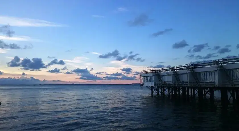 Витязево: Дом Над Водой