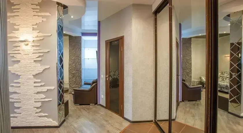 Казань: Myhomehotel на Чистопольской улице 71А