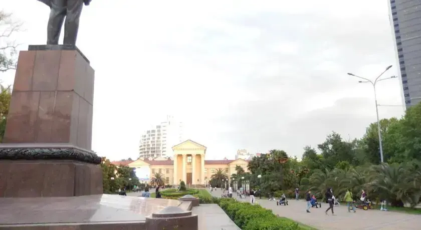 Сочи: Парус Центр Сочи