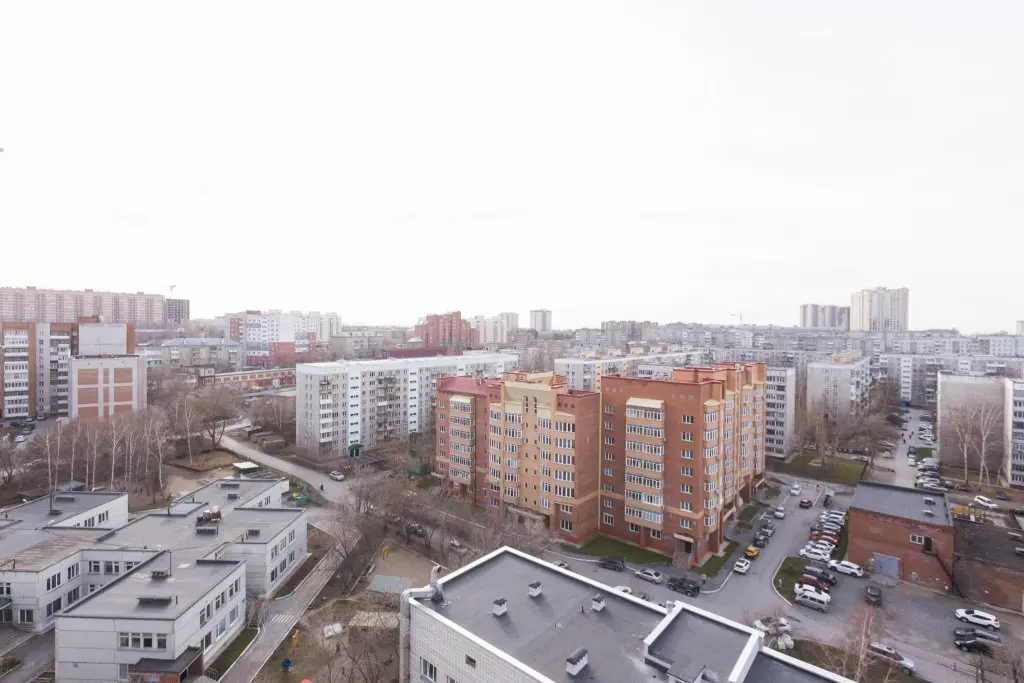 Новосибирск: Yousinn (Юсинн) на улице Бориса Богаткова