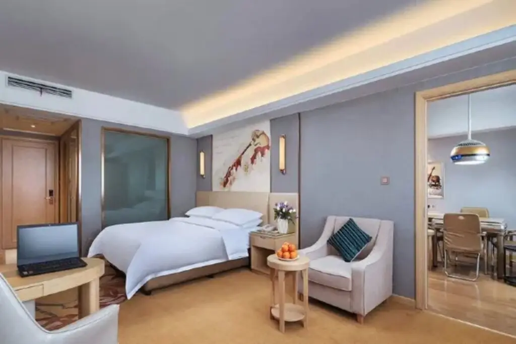Наньтун: Vienna International Hotel (Nantong Haimen Railway Station)