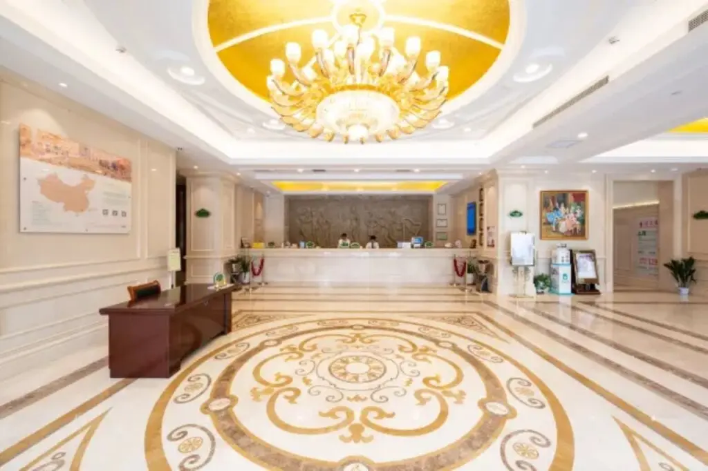 Наньтун: Vienna International Hotel (Nantong Haimen Railway Station)