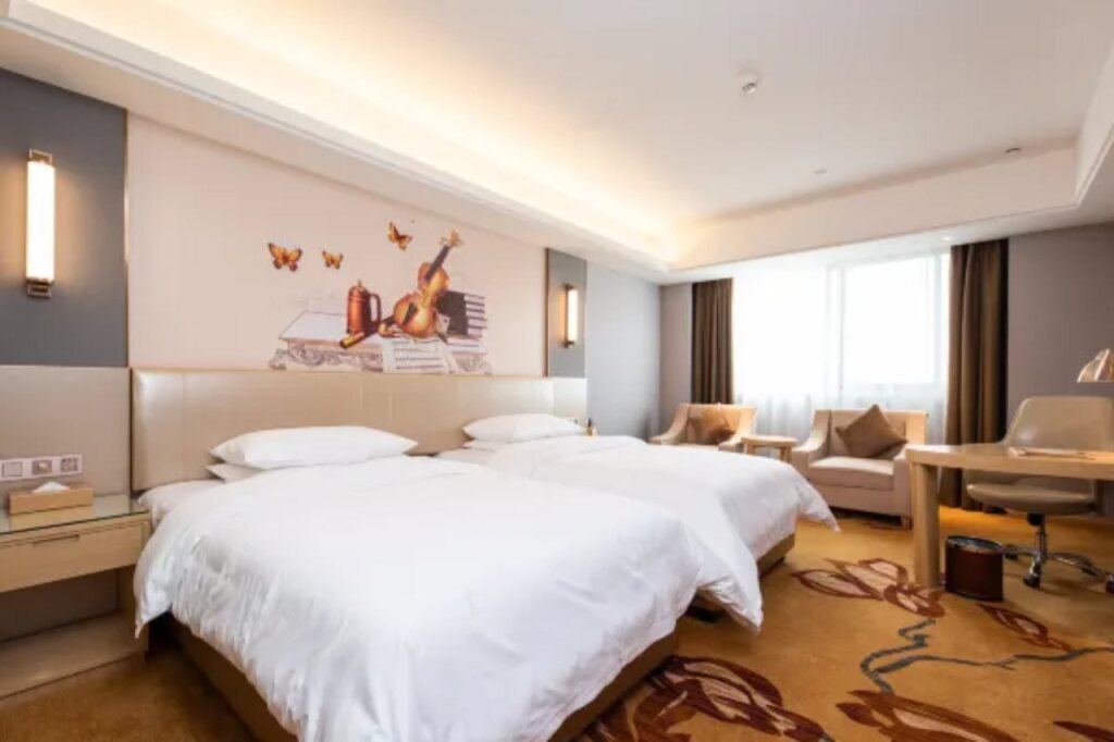 Наньтун: Vienna International Hotel (Nantong Haimen Railway Station)