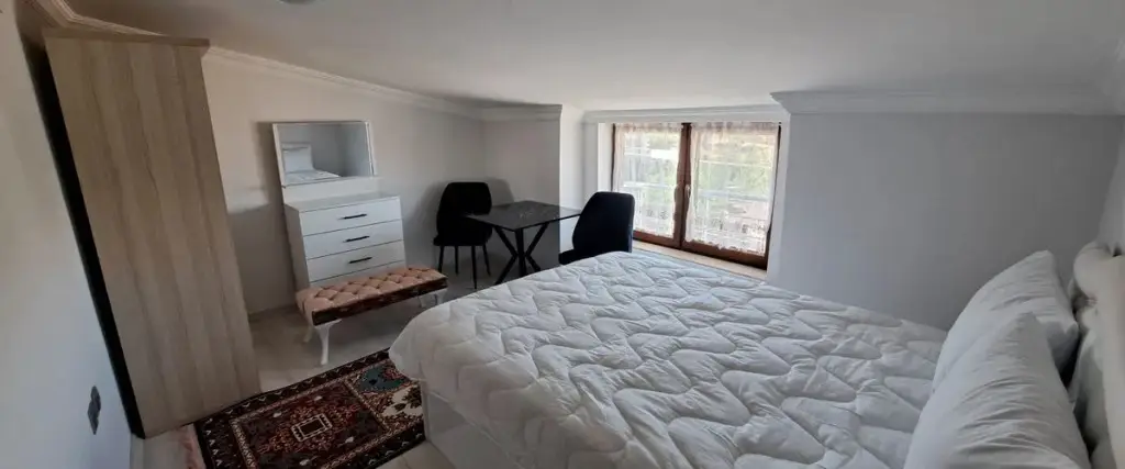 Ургуп: White Angel House