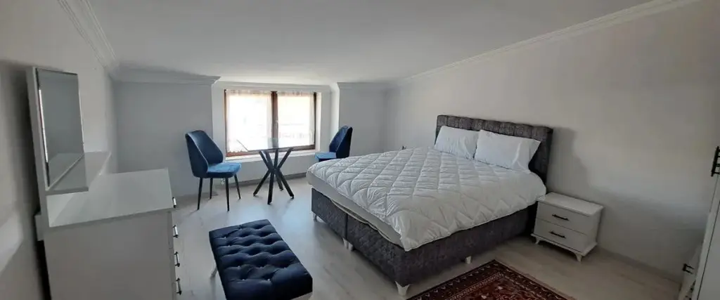 Ургуп: White Angel House