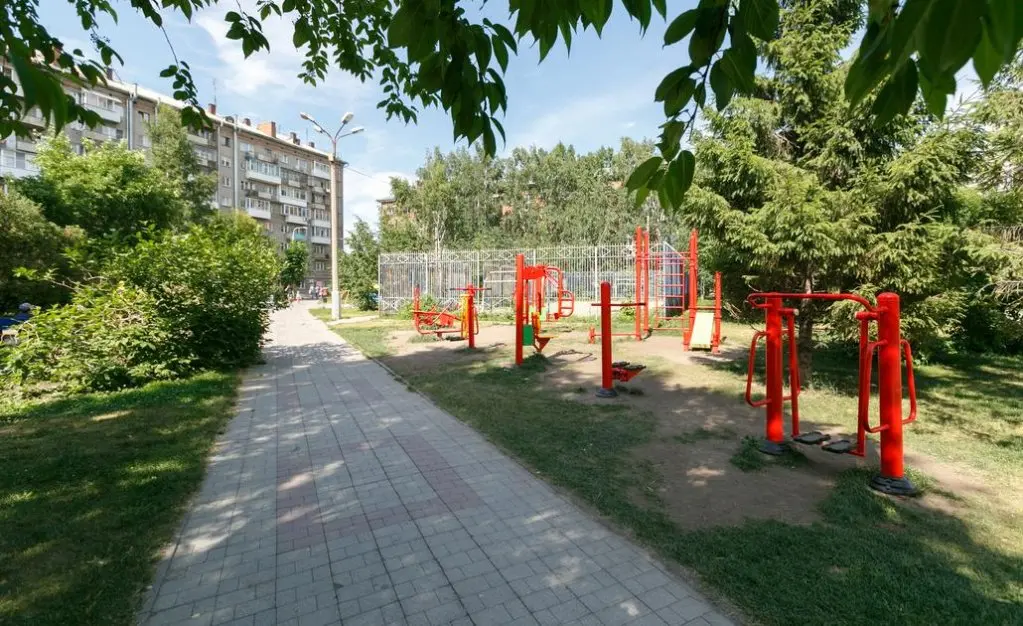 Новосибирск: Yousinn (Юсинн) на проспекте Красный 188