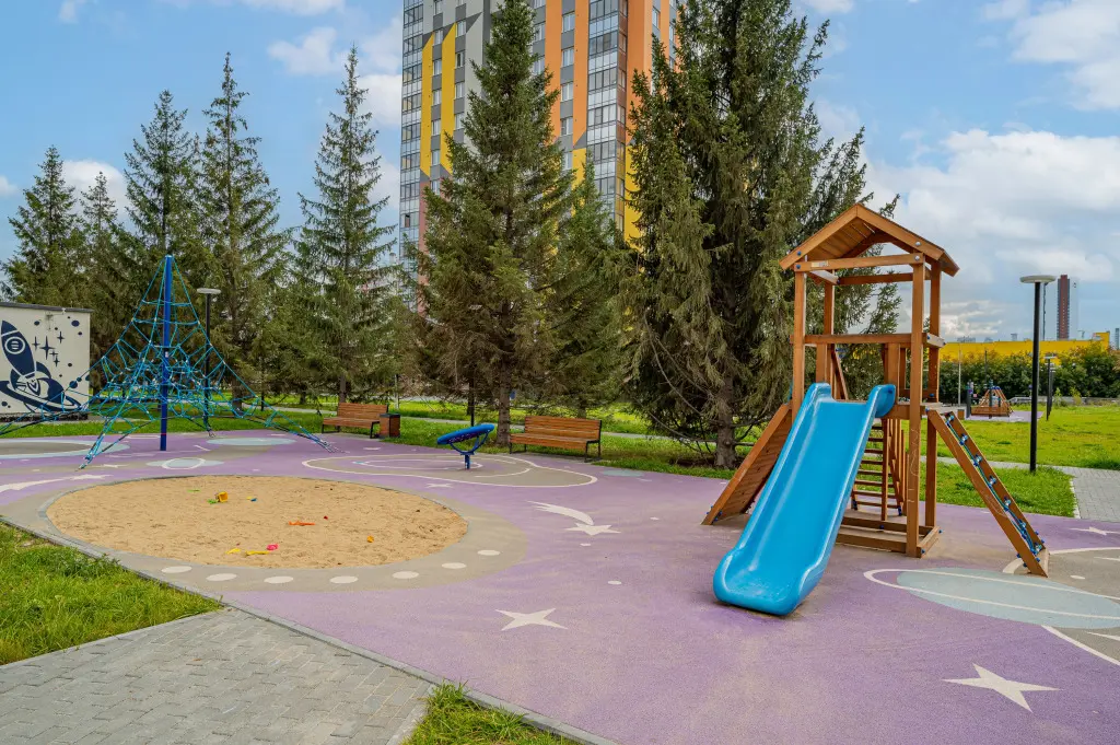 Екатеринбург: Квартира Двухкомнатная пер.Мельковский 4