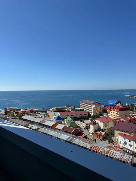 Ольгинка: Апартаменты c балконом и видом на море