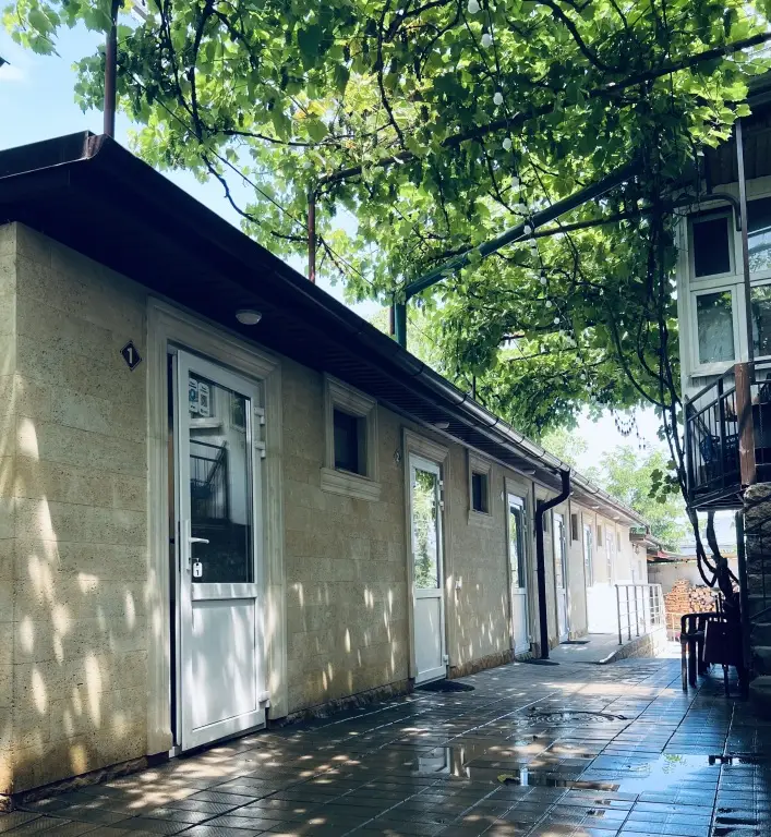 Кисловодск: Гостевой дом Иверия