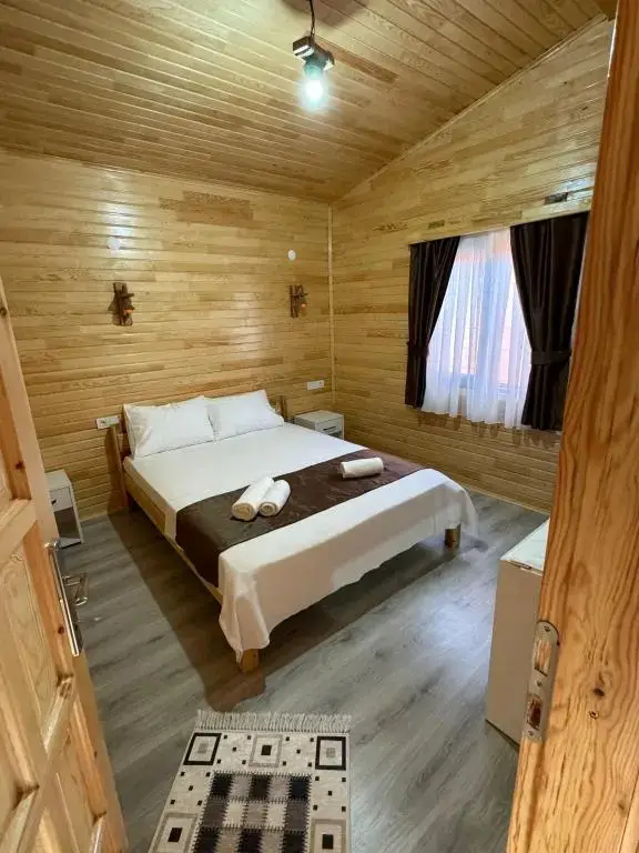 Адрасан: Porto Ceneviz  Apart