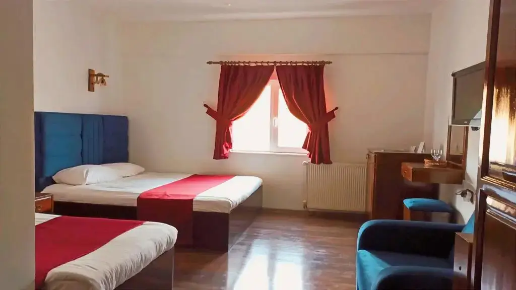 Девели: Ace Kite Hotel