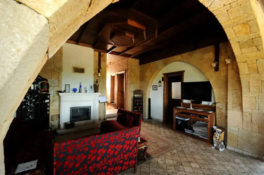 Эдремит: Daidalos Otel Burhaniye