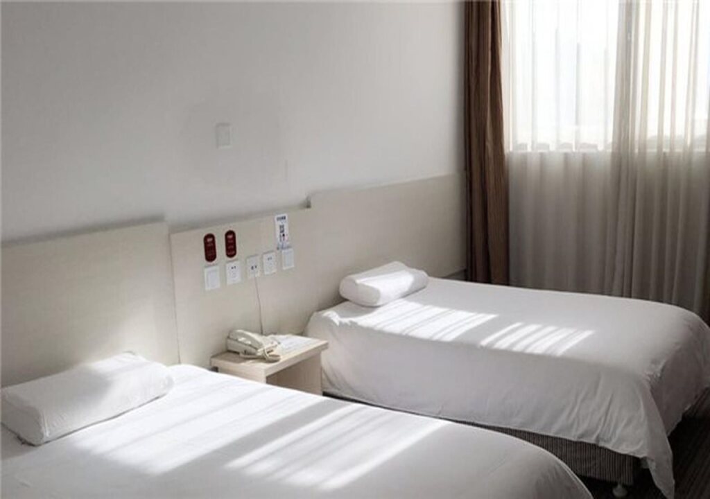 Пекин: Super 8 Hotel Beijing Jiu Long