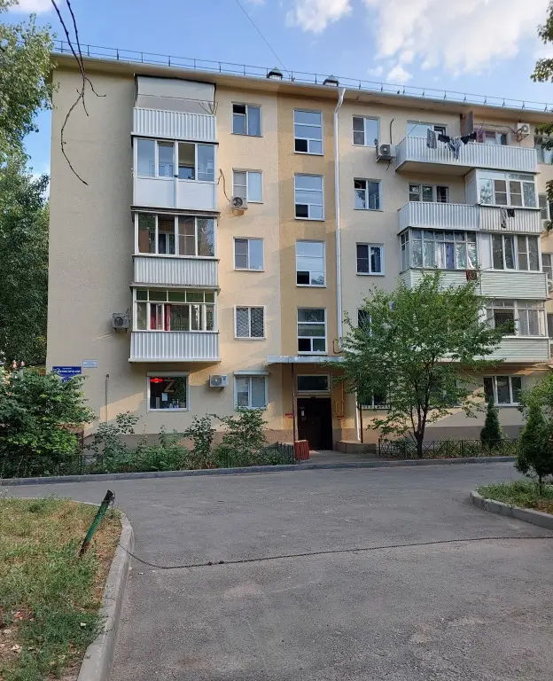 Ростов-на-Дону: Квартира на Коммунистическом проспекте 25/2