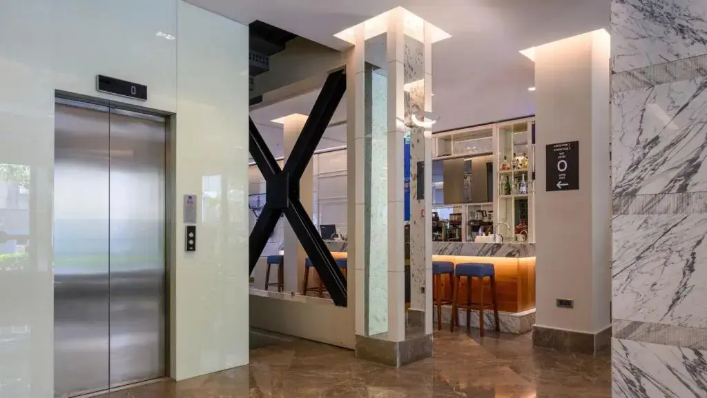 Стамбул: Four Points Express By Sheraton Taksim Square Hotel