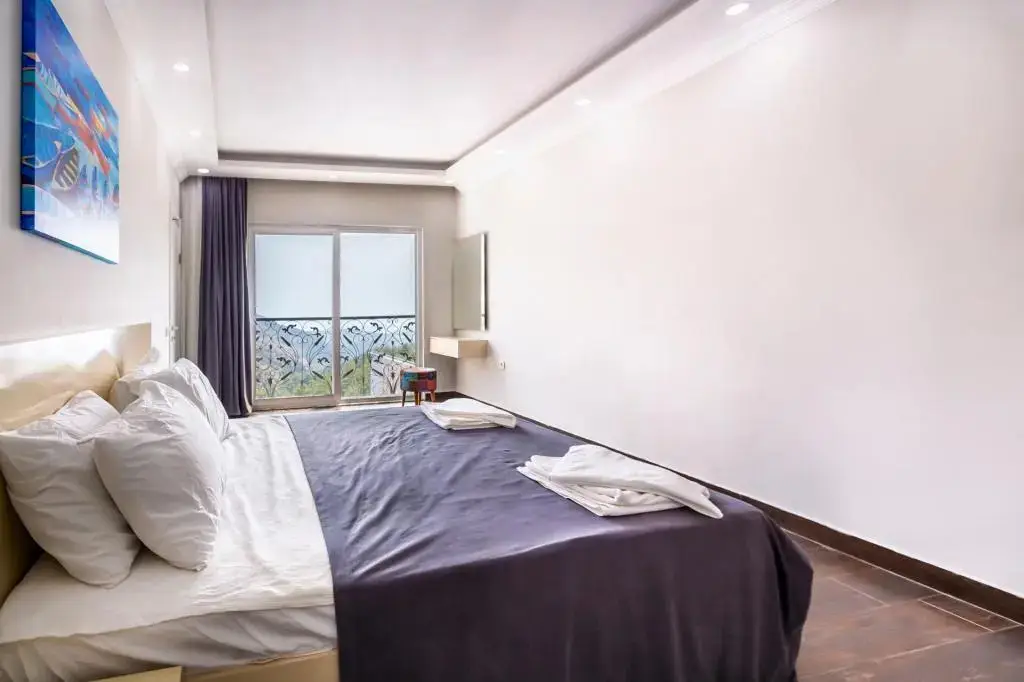 Исламлар: La Villa Celine