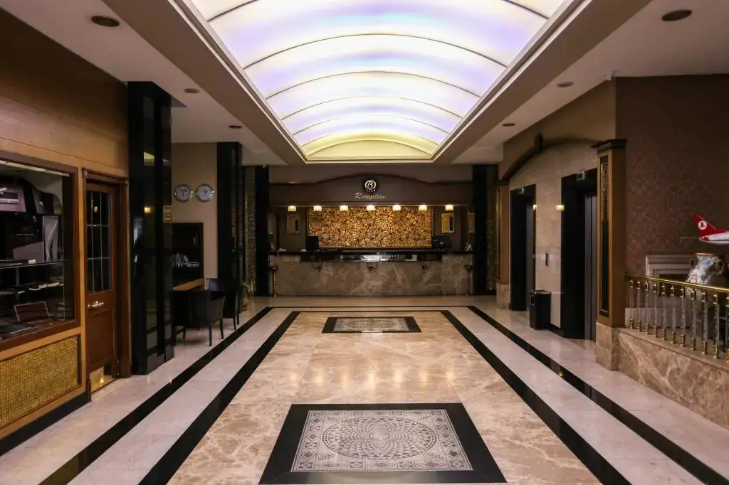 Кангал: Sivas Buyuk Otel