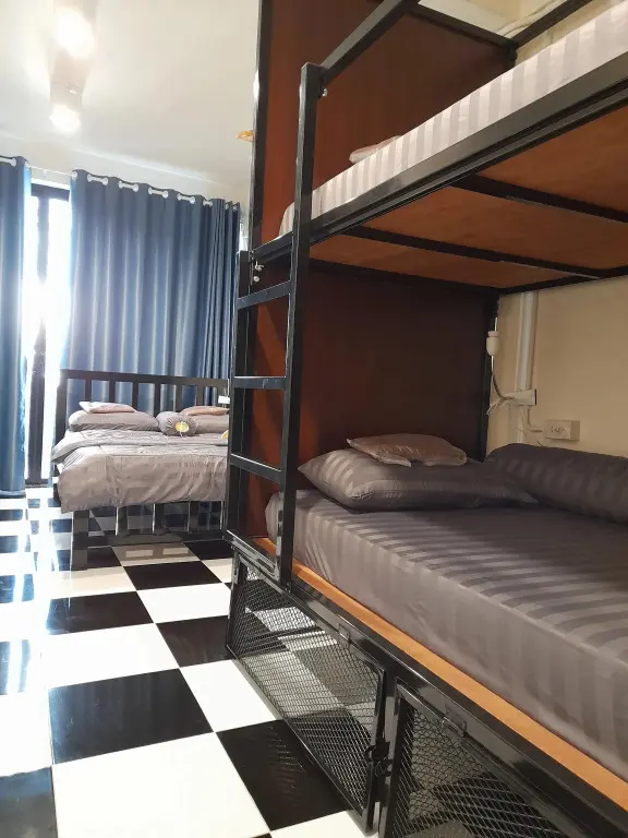 Бангкок: Hostel Noir Cafe and Hostel Chinatown Bangkok