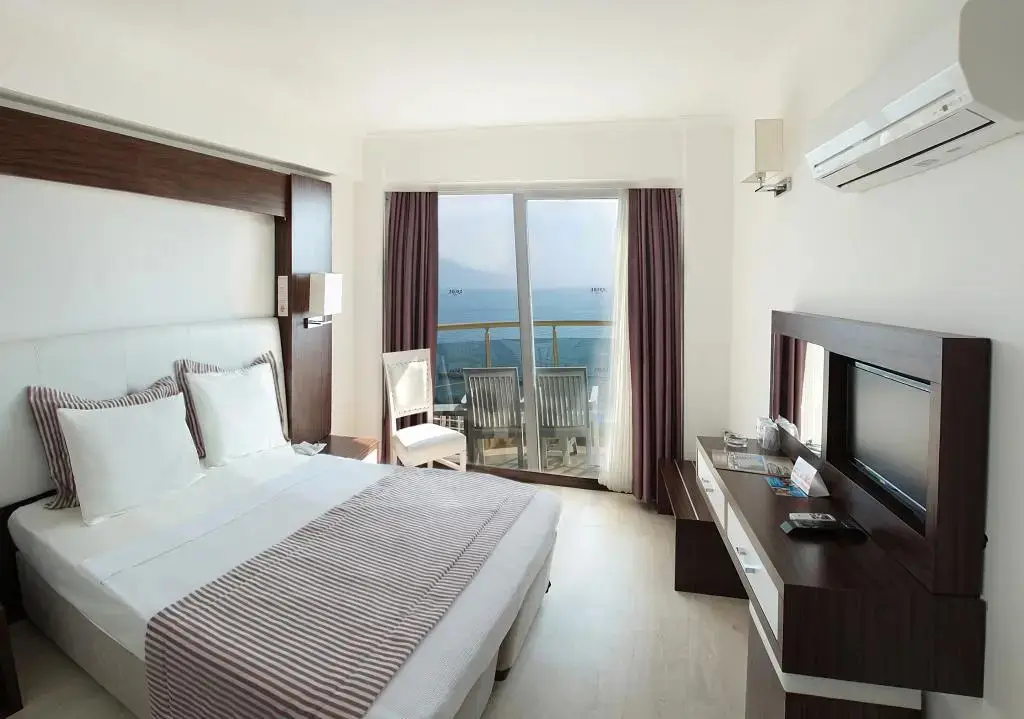 Кушадасы: Arora Hotel