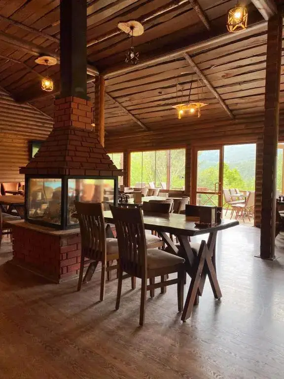 Гереде: Campinari Doga Evleri & Restaurant