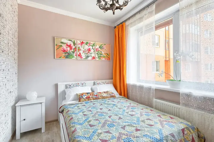 Санкт-Петербург: Апартаменты MyhomeYourhome на Пулковской д1 к2
