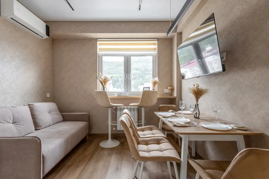 Эсто-Садок: Апартаменты RED APARTMENTS Эстонская 37к4 Тироль