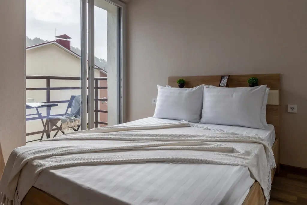 Эсто-Садок: Апартаменты RED APARTMENTS Эстонская 37к4 Тироль