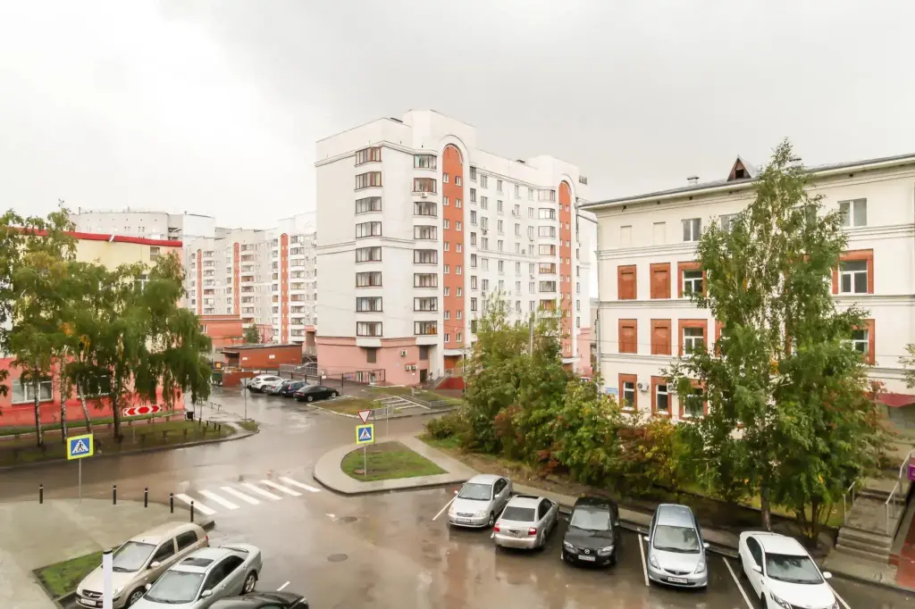 Новосибирск: iHome (Айхоум) на улице Сакко и Ванцетти
