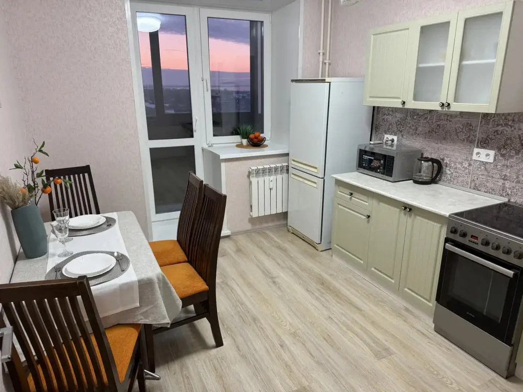 Северодвинск: Апартаменты SeveRent на улице Макаренко 3