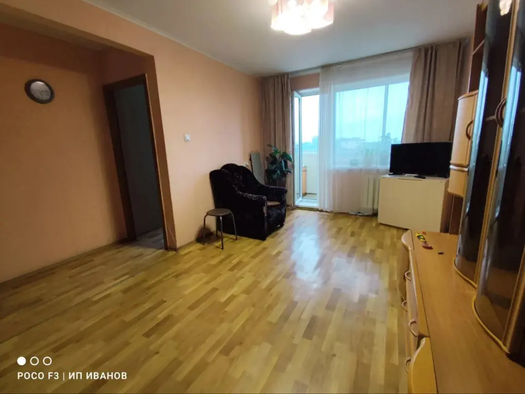Большой камень: Квартира на Аллея Труда 20, 1 подъезд