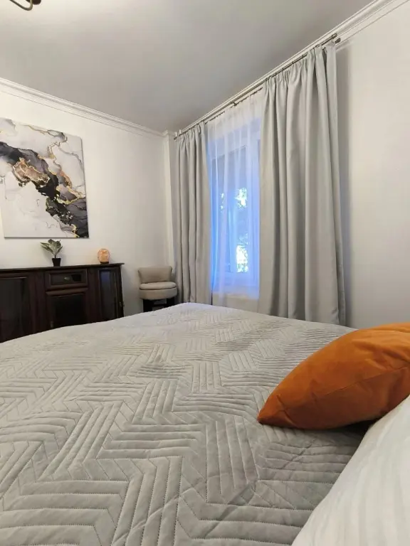 Выборг: Апартаменты Vyborg Velvet Aparts Трехкомнатные в Центре с Парковкой