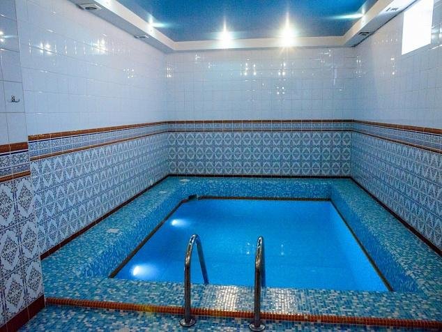 Новосибирск: Erunin Group на Толстого 75 (Ерунин групп)
