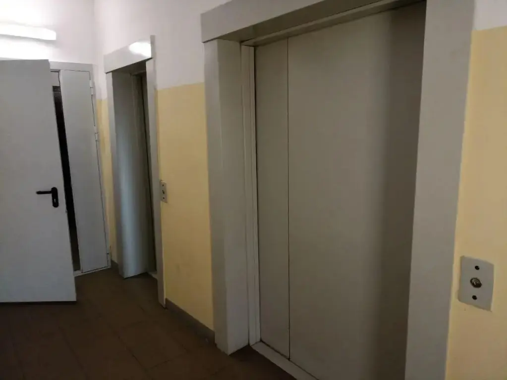 Иркутск: Алые паруса в микрорайоне Крылатый 24/4